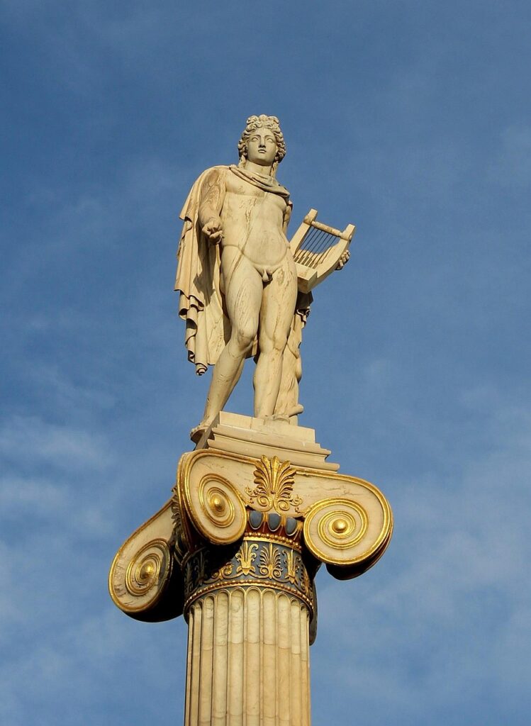 Apollon Statue